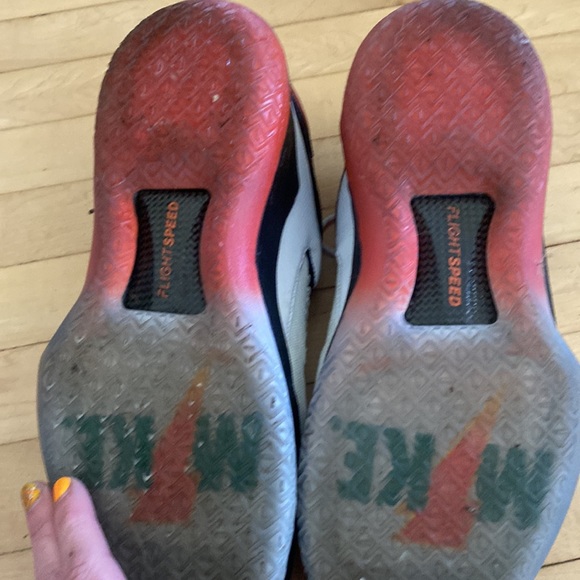 Nike Air Jordan’s 32 Gatorade Low size 11 - Picture 3 of 5